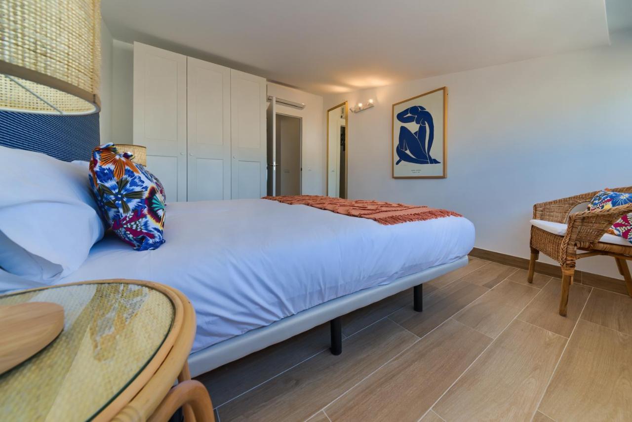 Holidays2Fuengirola Duplex With Stunning Sea View, Terraces,1St Line Beside Port エクステリア 写真
