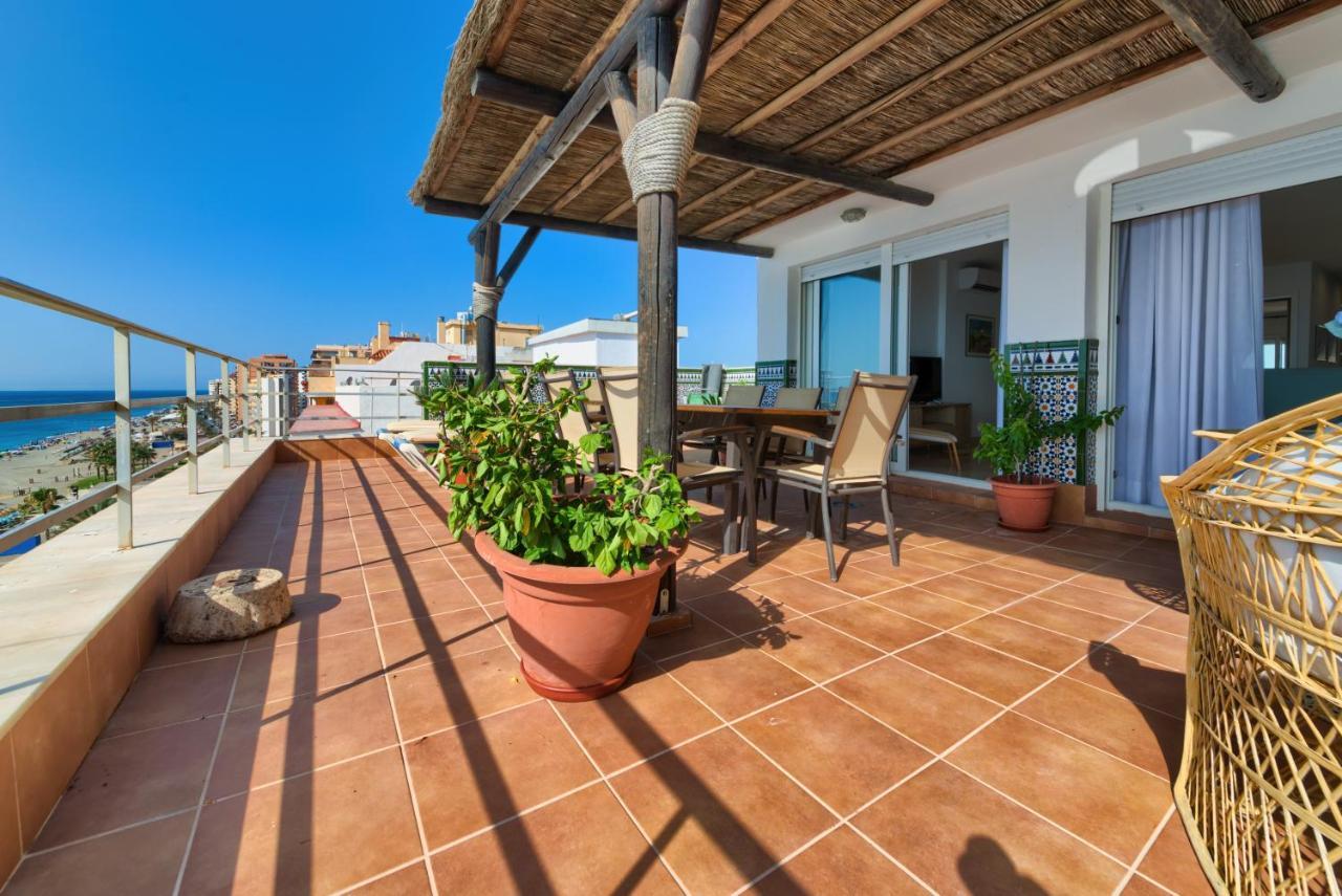Holidays2Fuengirola Duplex With Stunning Sea View, Terraces,1St Line Beside Port エクステリア 写真